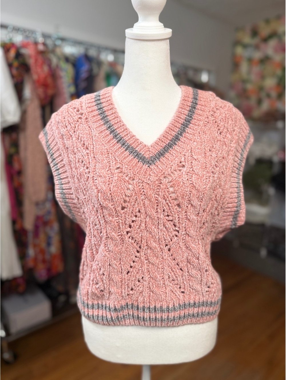 ENGLISH FACTORY Stripe Trim Chenille Sweater Vest Pink Grey NWOT Small